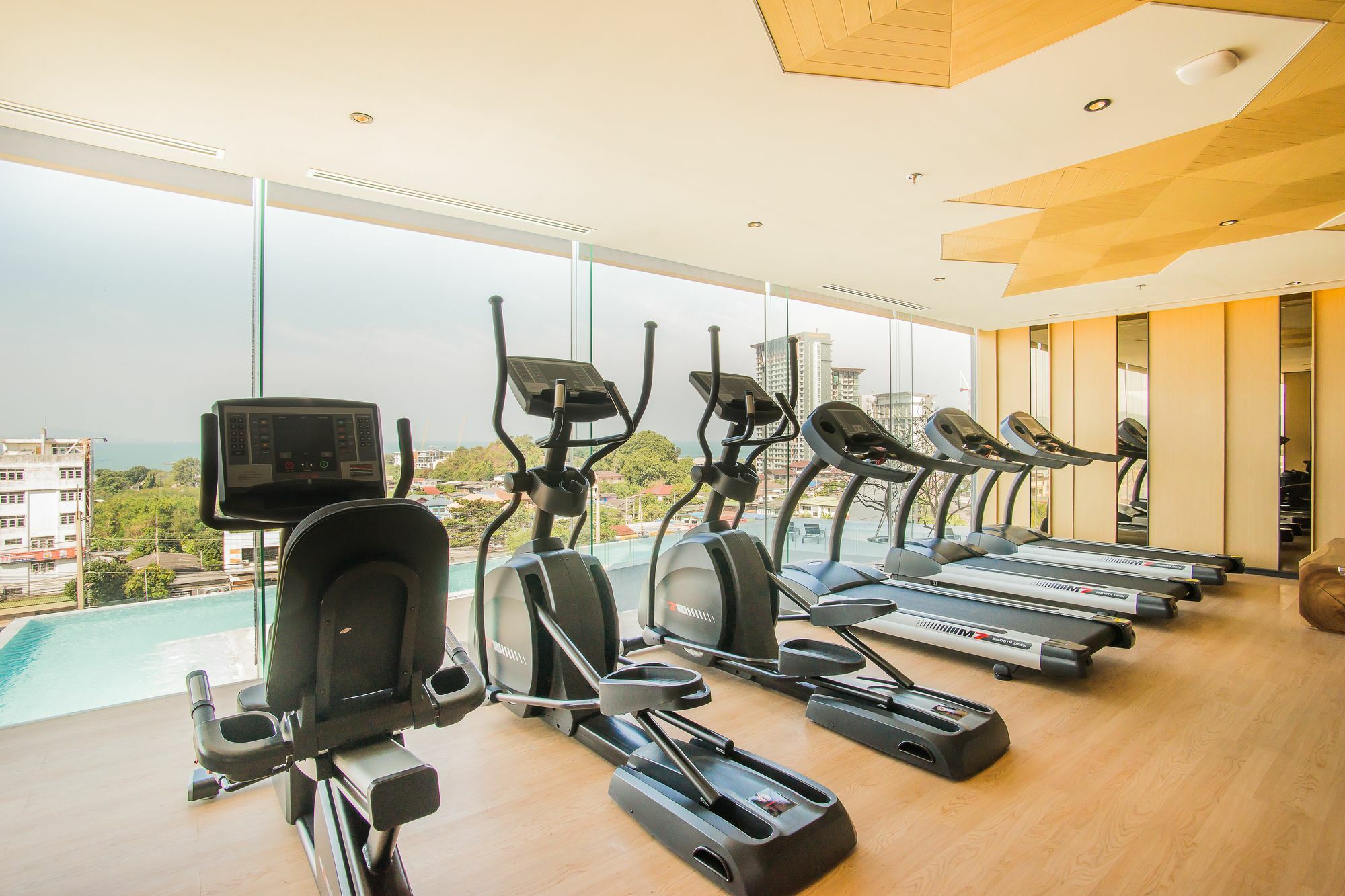 Arize Hotel Sri Racha Si Racha Εξωτερικό φωτογραφία